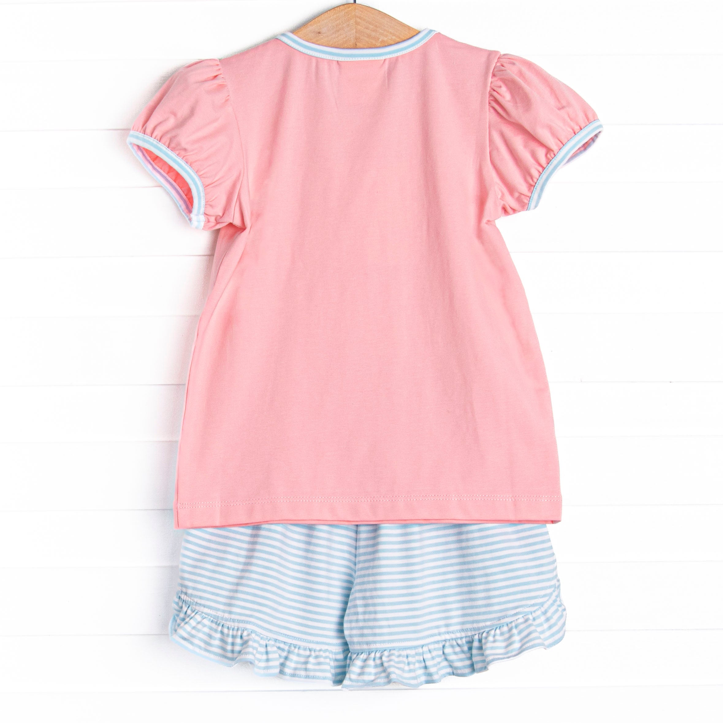 Carriage Ride Smocked Short Set, Pink